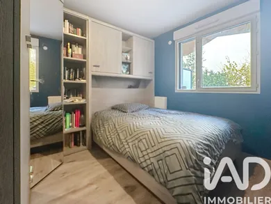 Appartement à Décines-Charpieu (69150)
