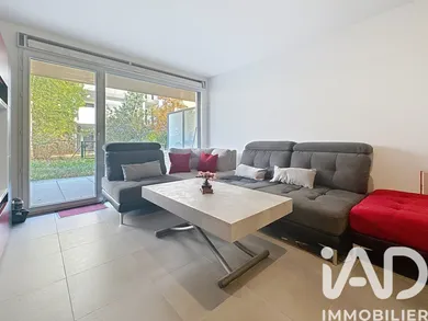 Appartement à Décines-Charpieu (69150)