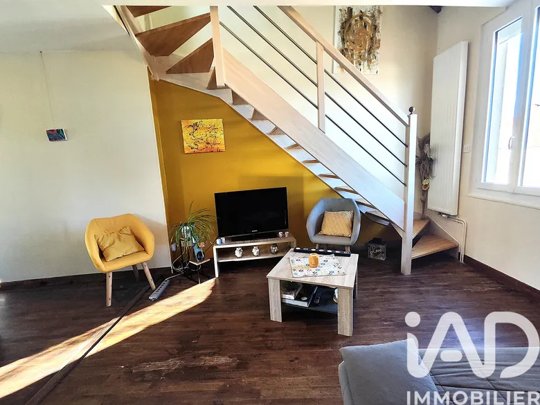 Maison 2 pièces 52 m² · à Saint-Éloy-les-Mines · 52 m² · 60 000 €