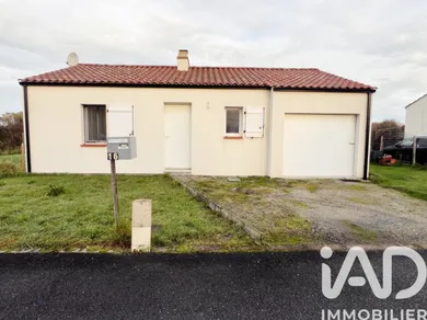 Traditional house in Saint-Jean-de-Monts (85160)