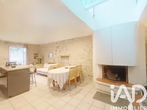 Maison de village à Pouzolles (34480)