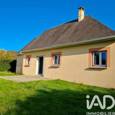 House at Saint-Samson-de-la-Roque (27680)