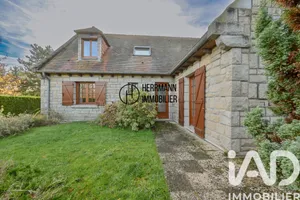 House at Houdan (78550)