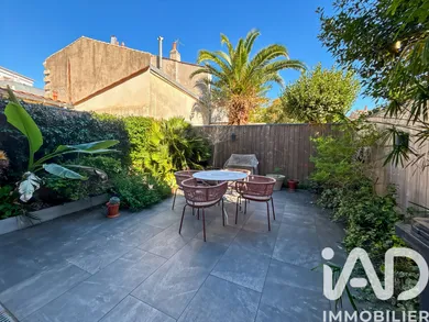 Maison à Bordeaux (33800)