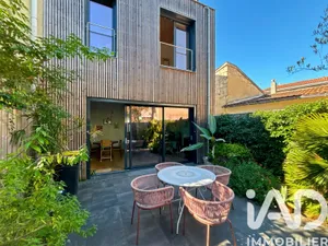 Maison à Bordeaux (33800)