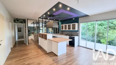 Maison à Montignac-Charente (16330)