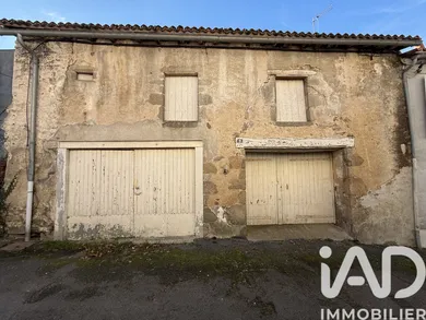 Garage à Parthenay (79200)
