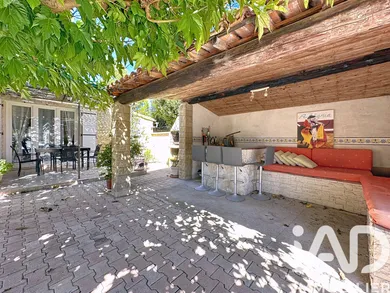 Traditional house in Caumont-sur-Durance (84510)