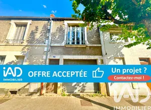 Building at Cosne-Cours-sur-Loire (58200)