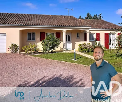 Detached house at Cernay (86140)