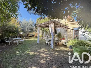 Townhouse at Peyrolles-en-Provence (13860)