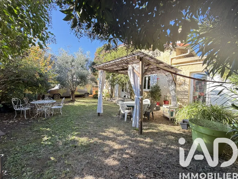 Maison 5 pièces 165 m² · à Peyrolles-en-Provence · 165 m² · 449 000 €