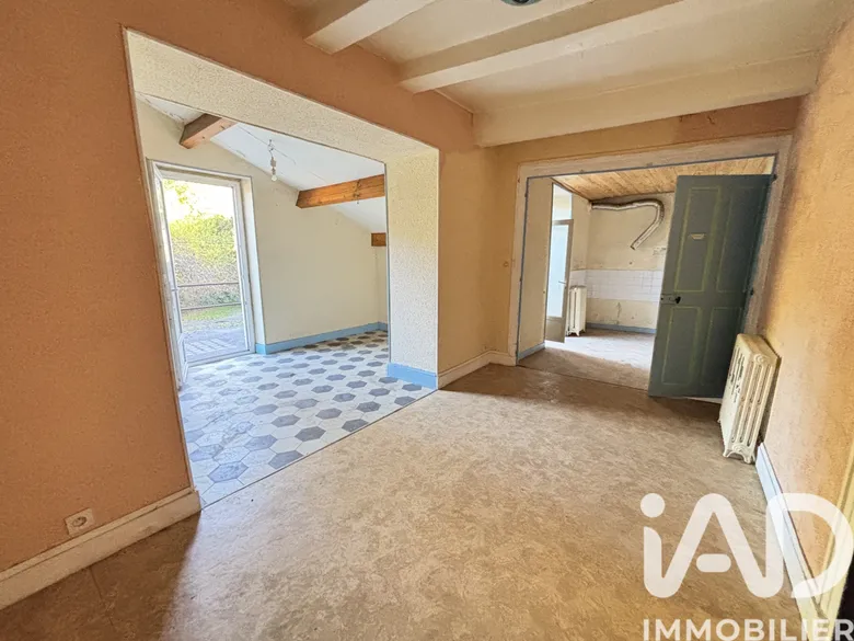 Appartement 5 pièces 122 m² · à Vals-les-Bains · 122 m² · 129 000 €