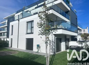 Apartment at Noisy-le-Grand (93160)