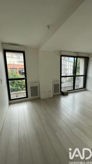 Studio à Troyes (10000)