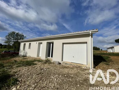 Maison à Montguyon (17270)