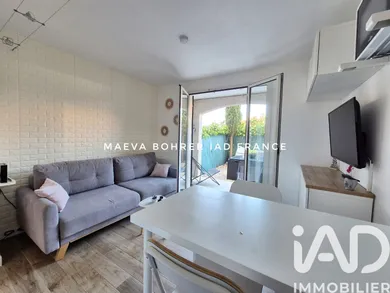 Apartment in Saint-Cyr-sur-Mer (83270)