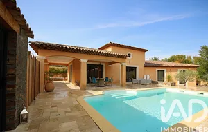 Pavillon à Villeneuve (04180)