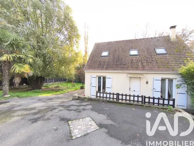 Detached house at Villers-Saint-Paul (60870)