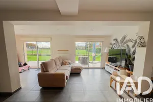 Maison traditionnelle à Neauphlette (78980)