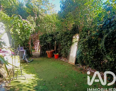 Appartement à TOULON (83000)