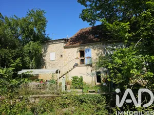 Maison de village à FOURMAGNAC (46100)