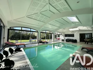 Architectural house in Beauvoir-sur-Mer (85230)