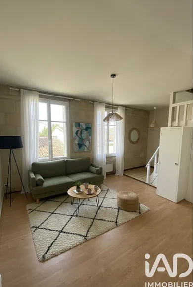 Apartment in Bordeaux (33800)