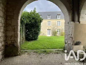 Mansion at Sermaise (49140)