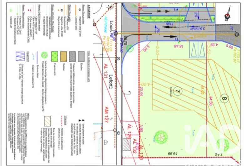 Terrain 683 m² · à Sens · 683 m² · 108 500 €