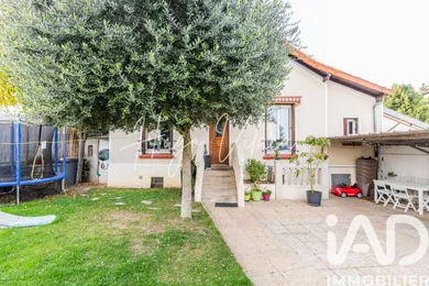 Maison à Villeneuve-le-Roi (94290)