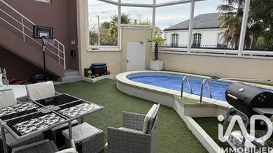 Maison d'architecte à Chennevières-sur-Marne (94430)