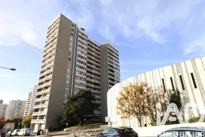 Apartment at Bagnolet (93170)