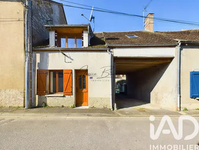 House at Villeneuve-la-Guyard (89340)