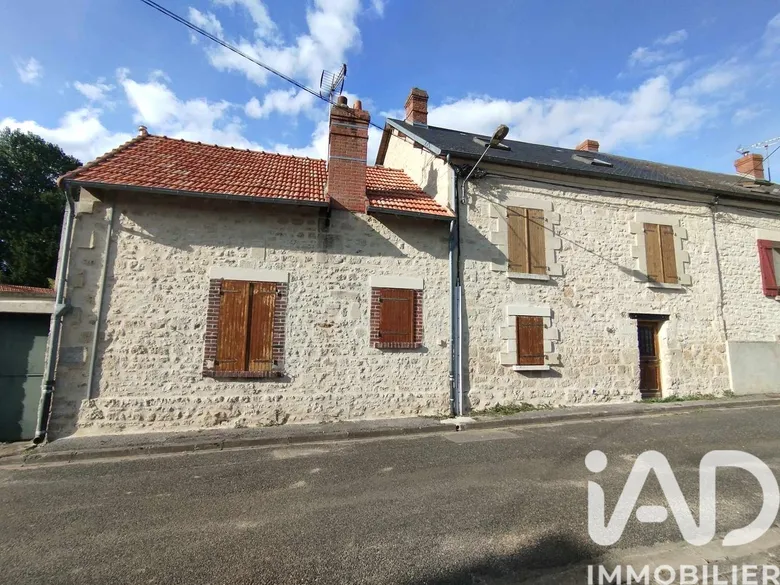 Maison 5 pièces 144 m² · à Moulins · 144 m² · 115 000 €