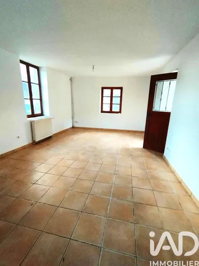 Village house in Moulins (02160)