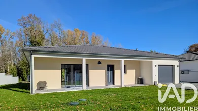 House at Saint-Seurin-sur-l'Isle (33660)