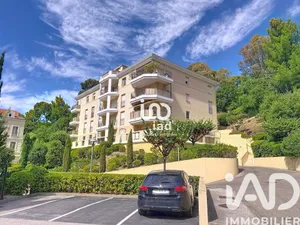 Appartement à Hyères (83400)