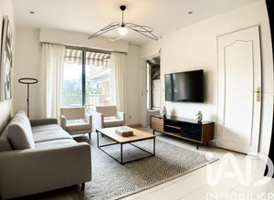 Apartment at Cagnes-sur-Mer (06800)