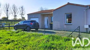 Detached house in Chemillé-en-Anjou (49120)