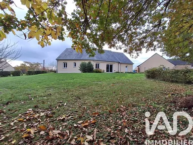 Detached house at Saint-Symphorien (72240)