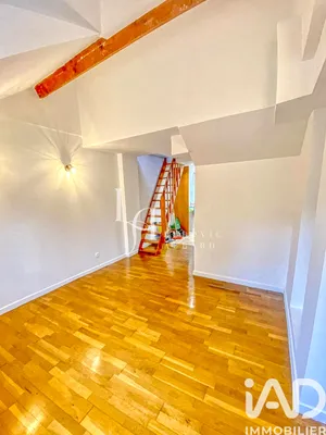 Apartment at Saint-Ouen-l'Aumône (95310)