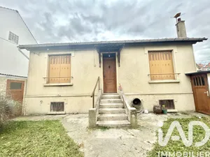 House at Arnouville (95400)