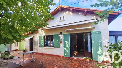 Maison à Villeneuve-lès-Avignon (30400)