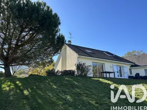 House in Saint-Clément (19700)