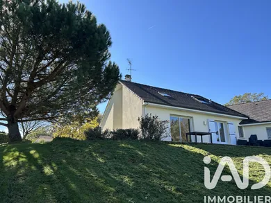 House in Saint-Clément (19700)