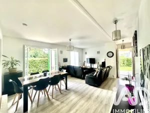House in Brie-Comte-Robert (77170)