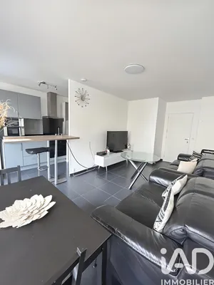 Apartment at Saint-Denis (93200)