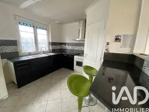 Maison de ville à Tessy-Bocage (50420)