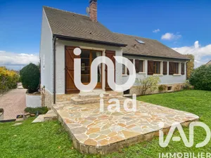 House at Varennes-Jarcy (91480)